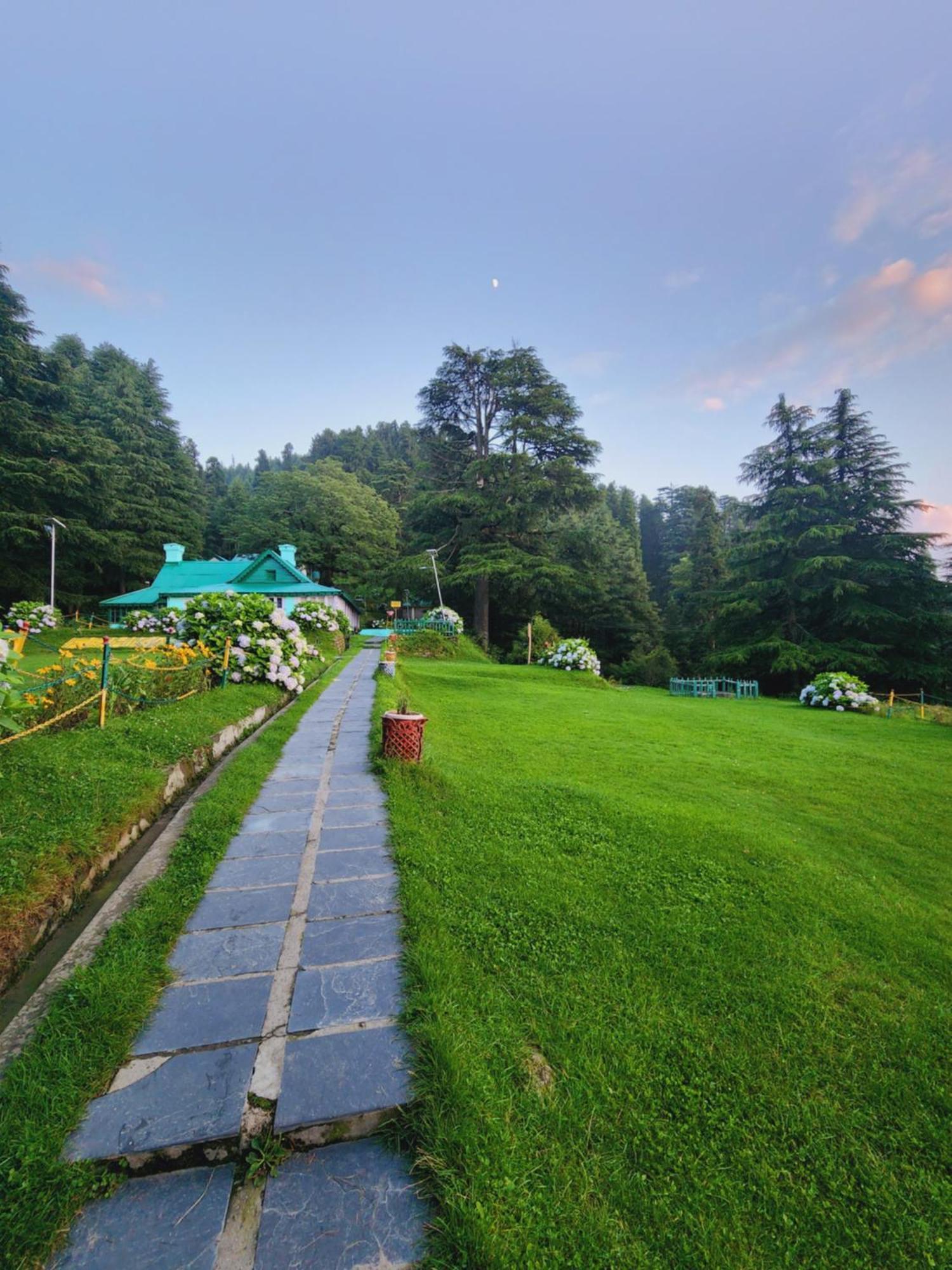 Smarthill Kalatop-Nature'S Heaven Hotel Dalhousie Exterior photo